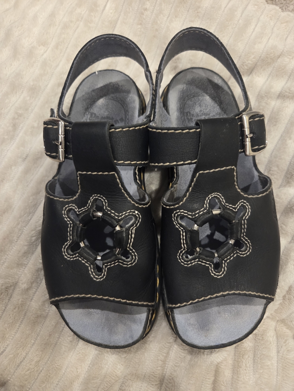 Dr. Martens Vintage Daisy Sandals
